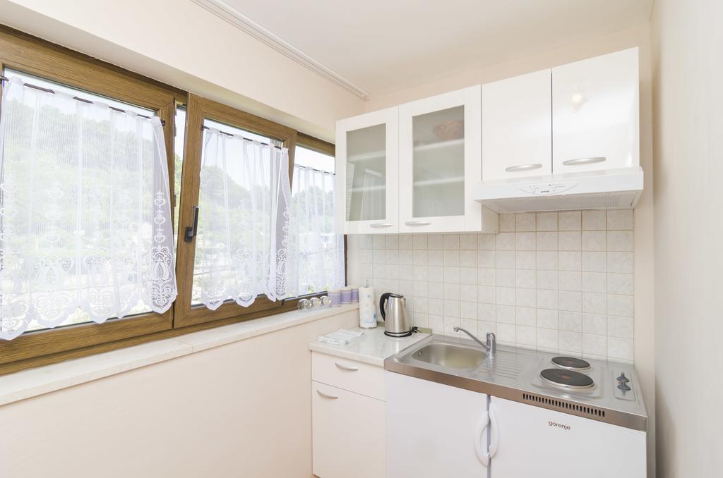 Okuklje Apartment Nadine מראה חיצוני תמונה